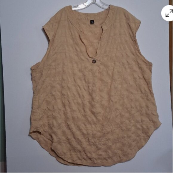 SheIn Curve Womens 4XL Sleeveless Top Beige‎ Pattern V-Neck Plus Size Blouse E30 - Picture 1 of 4